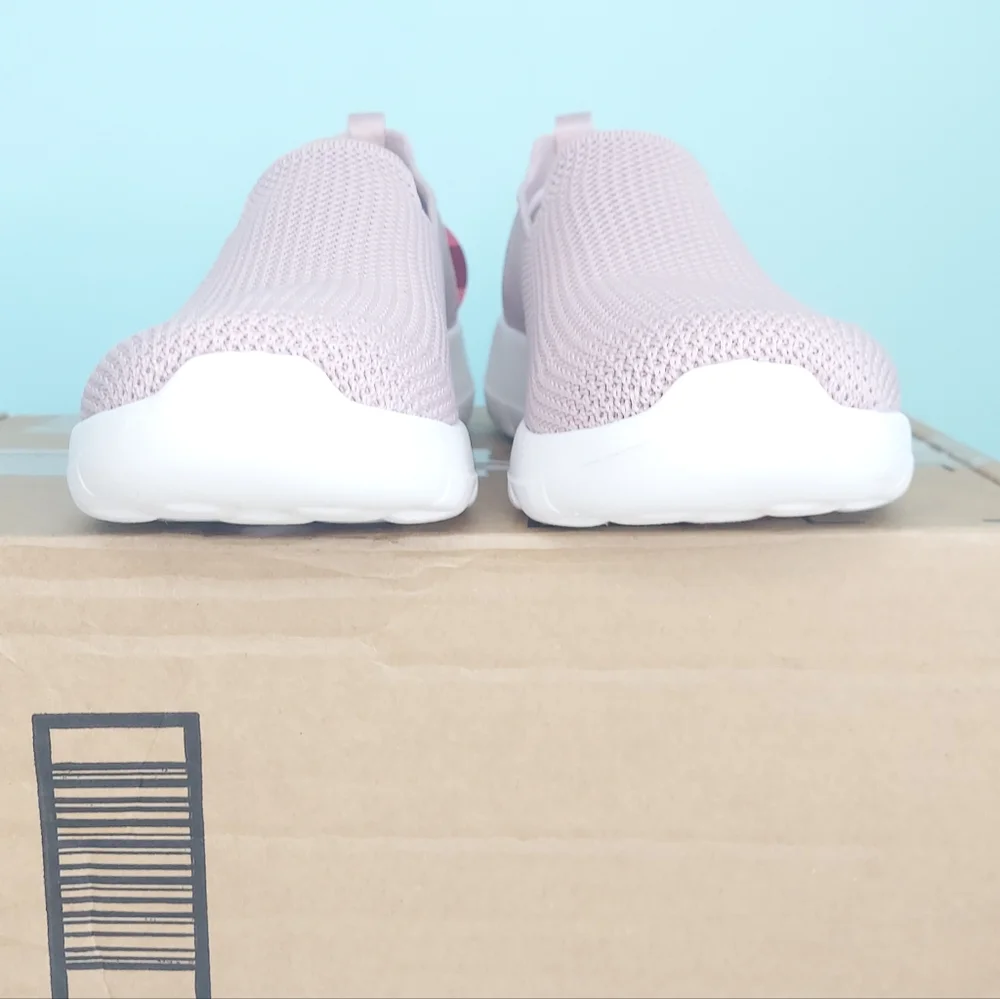 Skechers GO Walk Women's Slip-On Walking Shoe in Light Pink Size 6 NWT - Picture 6 of 10
